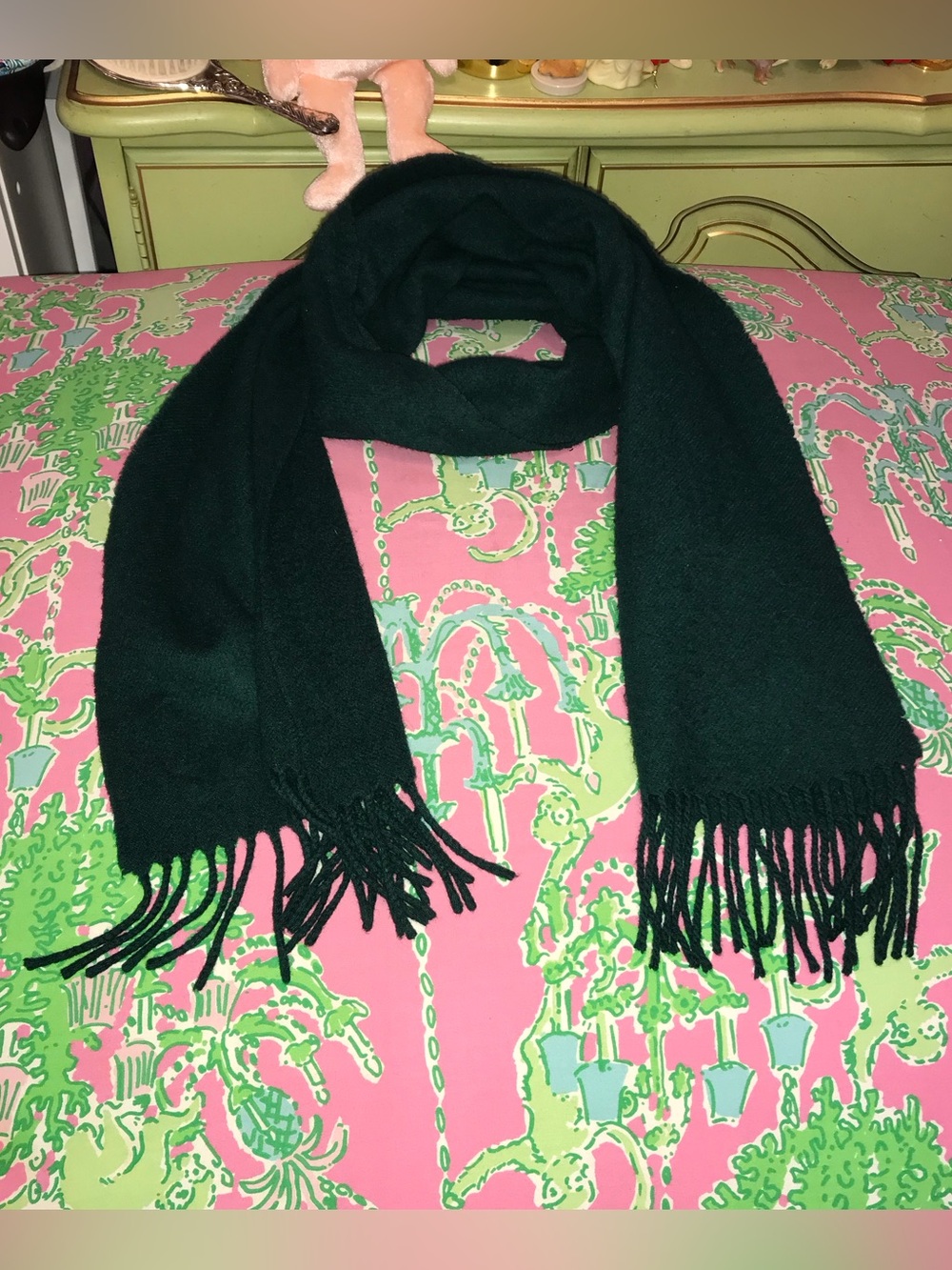Avoca Collection fringe 100% cashmere green scarf
